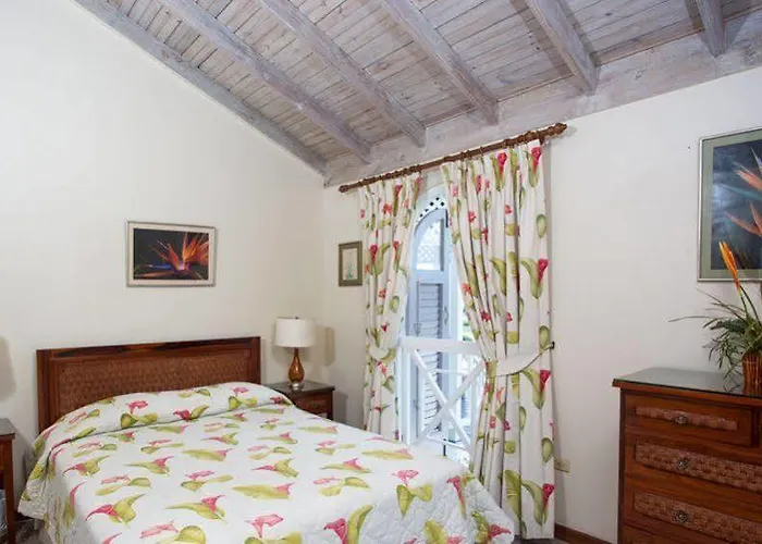 Paradise Columbus Heights Hotel Ocho Ríos