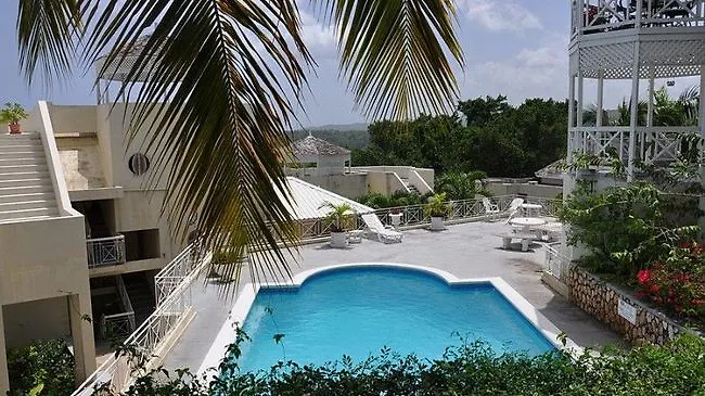 Paradise Columbus Heights Hotel 3*
